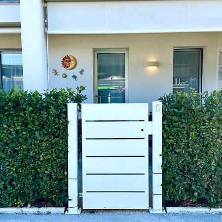 P020 - Porto Recanati, Nuovo Trilocale Con Giardino Luaran gambar